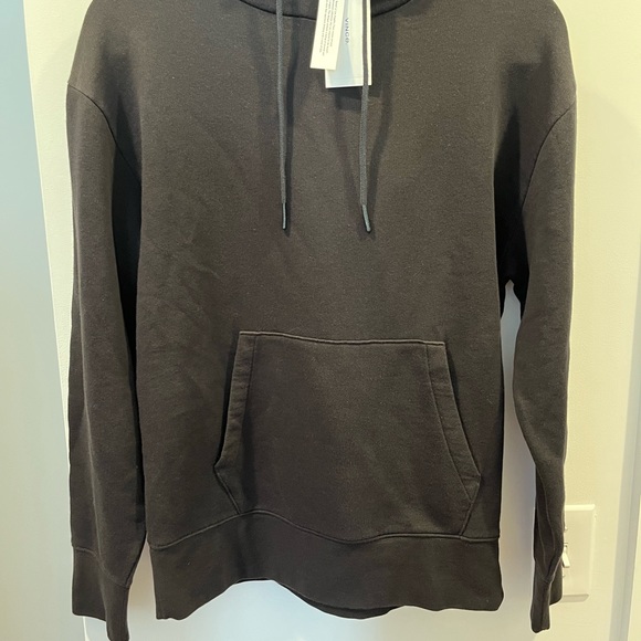 BNWT Vince Women’s Essential Hoodie - Picture 4 of 6